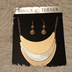 Bijoux Terner Necklace and Earring Set NWOT